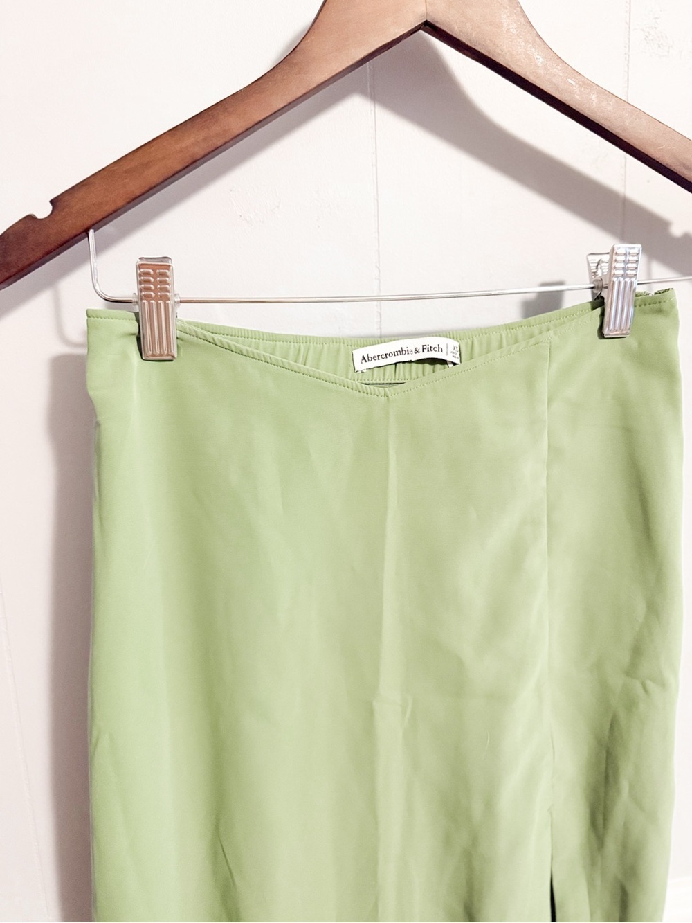 Abercrombie & Fitch Light Green Midi Skirt with Front Slit - Picture 3 of 4